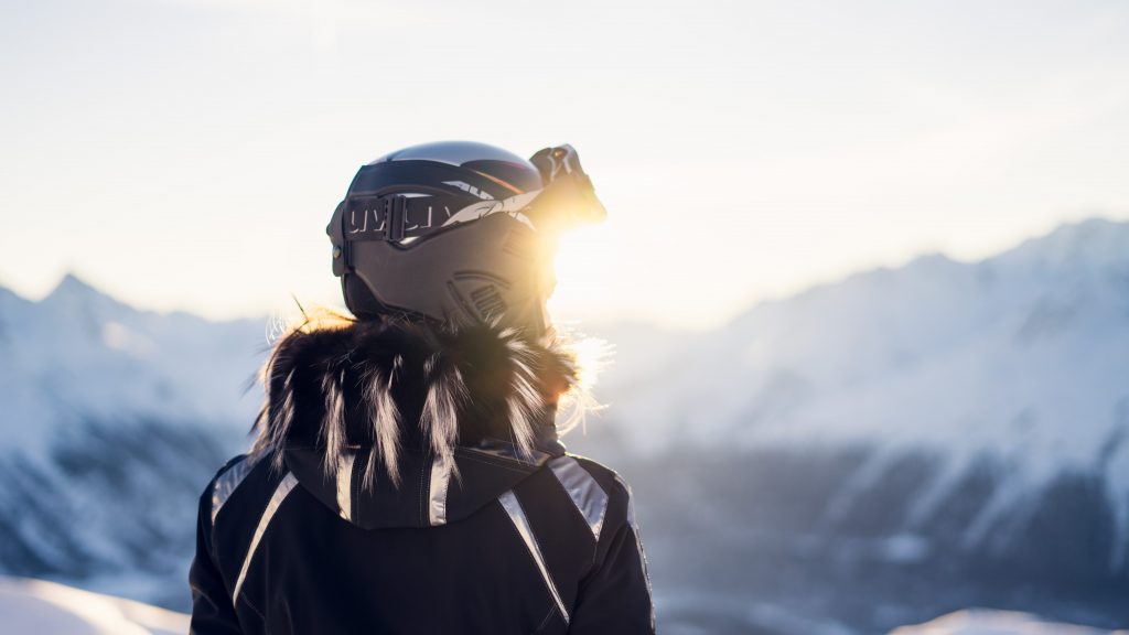 Ski helmet