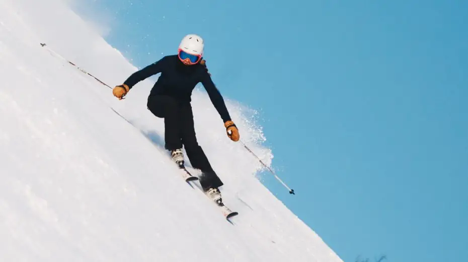 Skiier going down the slope