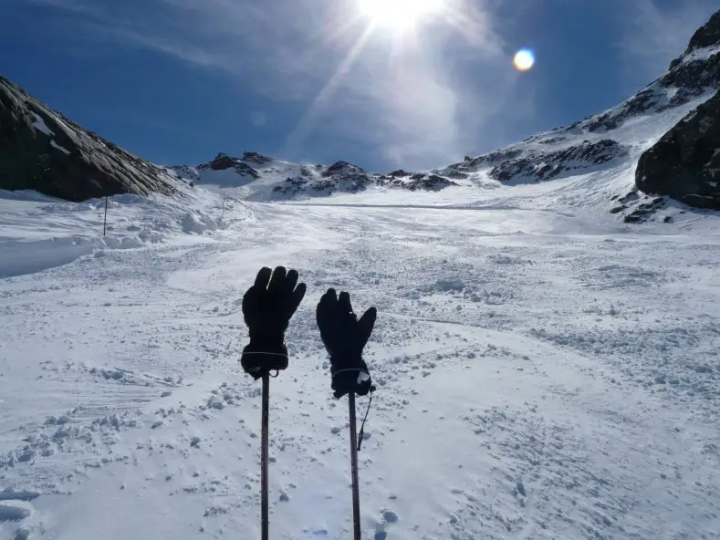 Carbon vs. Aluminum Ski Poles